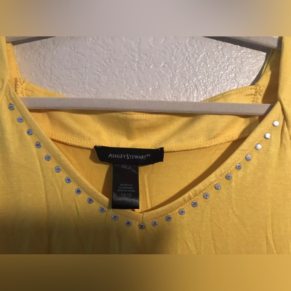 ASHLEY STEWART V-NECK TANK TOP - Picture 3 of 7